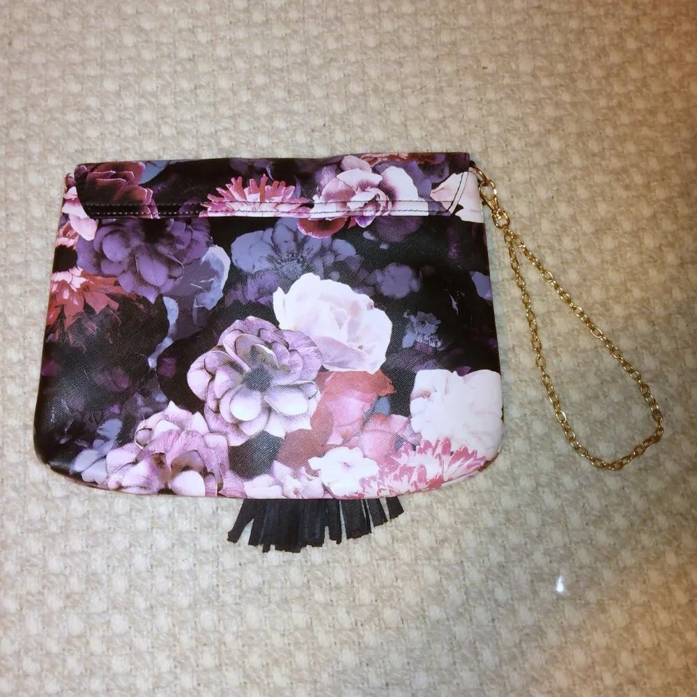 Lavender Blush Floral Tassel Clutch Wristlet – Regencycore Garden Party Evening